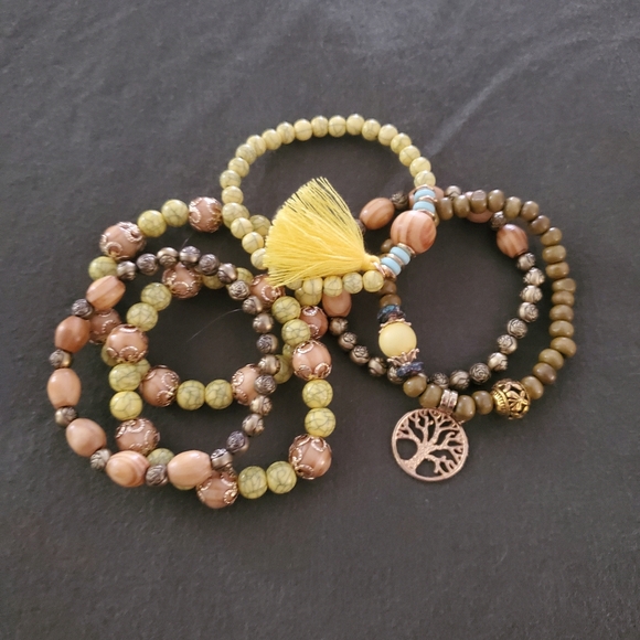 🐸$1🐸Bohemian Stretchy Bracelet Bundle - Picture 3 of 4